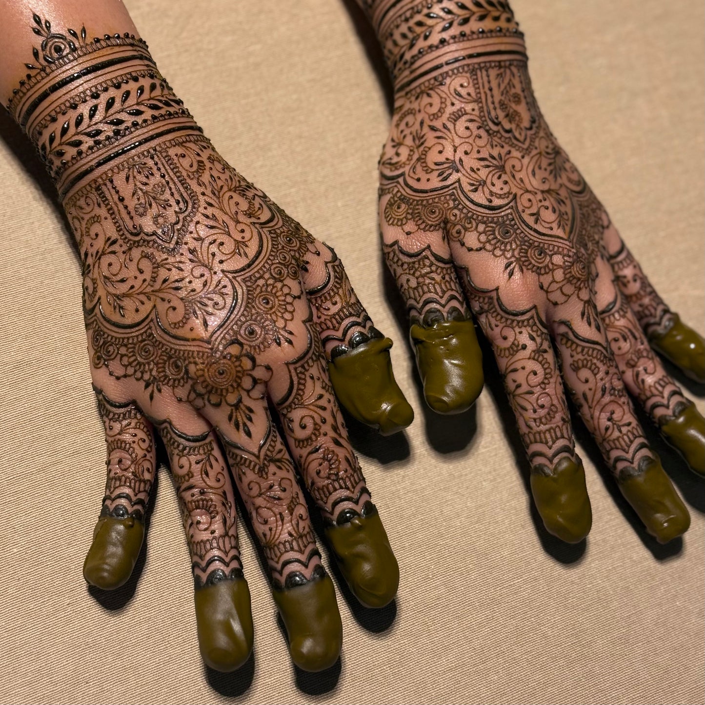 Hands & Feet: Intricate Above Wrist